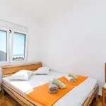 公寓 By The Sea Rastici, Ciovo - 4293 特罗吉尔