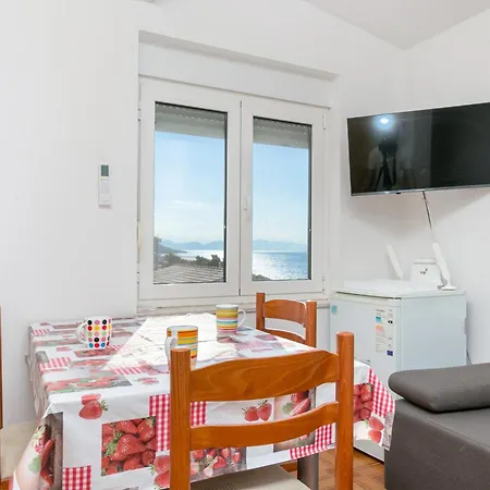 公寓 By The Sea Rastici, Ciovo - 4293 *